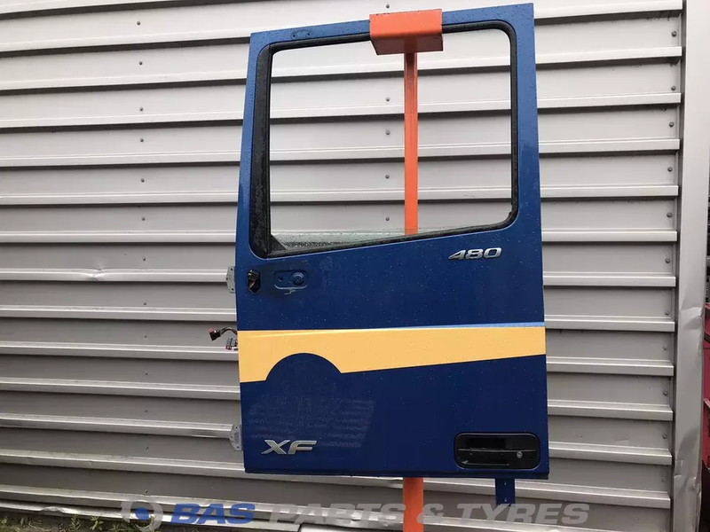 DAF XF106 - Door and parts for Truck: picture 1 DAF XF106 - Door and parts for Truck: picture 1