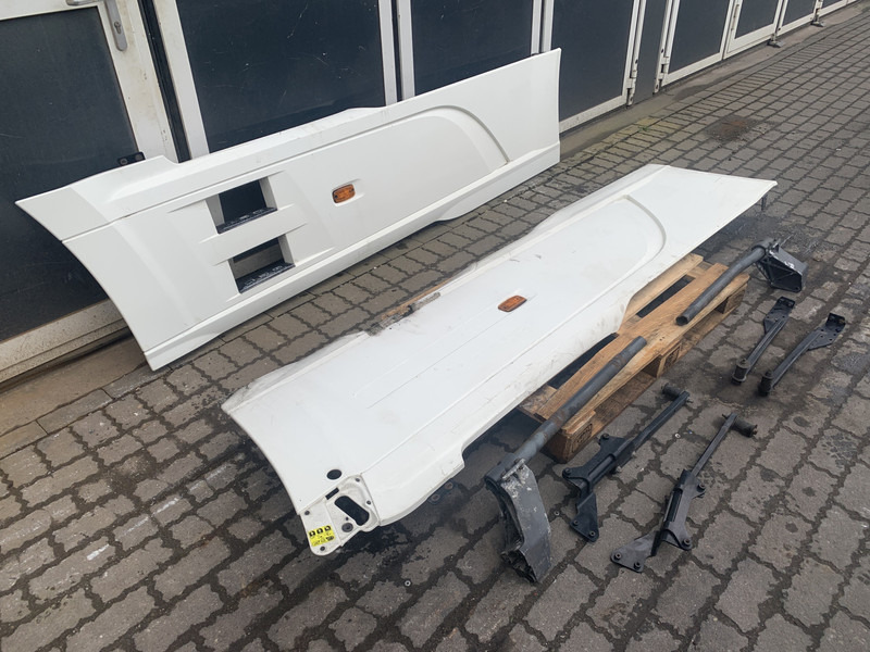 DAF XF106 - Body and exterior for Truck: picture 2 DAF XF106 - Body and exterior for Truck: picture 2