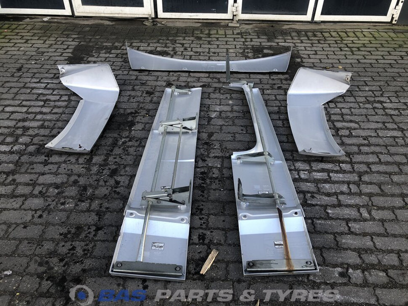 DAF XF106 Spoilerset DAF Super Space Cab L2H3 1671845 - Aerodynamics/ Spoiler for Truck: picture 4 DAF XF106 Spoilerset DAF Super Space Cab L2H3 1671845 - Aerodynamics/ Spoiler for Truck: picture 4