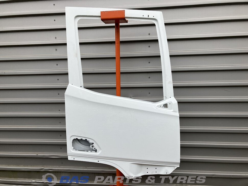DAF XG - Door and parts for Truck: picture 1 DAF XG - Door and parts for Truck: picture 1