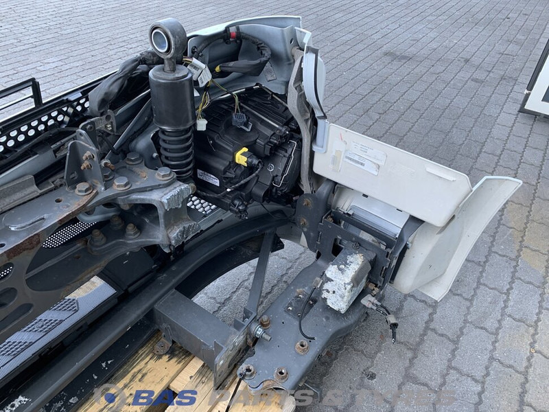 Mercedes-Benz Actros MP4 Bumper Mercedes A 960 310 23 22 - Bumper for Truck: picture 5 Mercedes-Benz Actros MP4 Bumper Mercedes A 960 310 23 22 - Bumper for Truck: picture 5