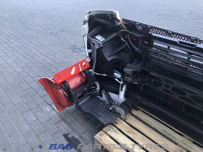 Mercedes-Benz Actros MP4 Bumper Mercedes A 960 820 04 56 - Bumper for Truck: picture 4 Mercedes-Benz Actros MP4 Bumper Mercedes A 960 820 04 56 - Bumper for Truck: picture 4