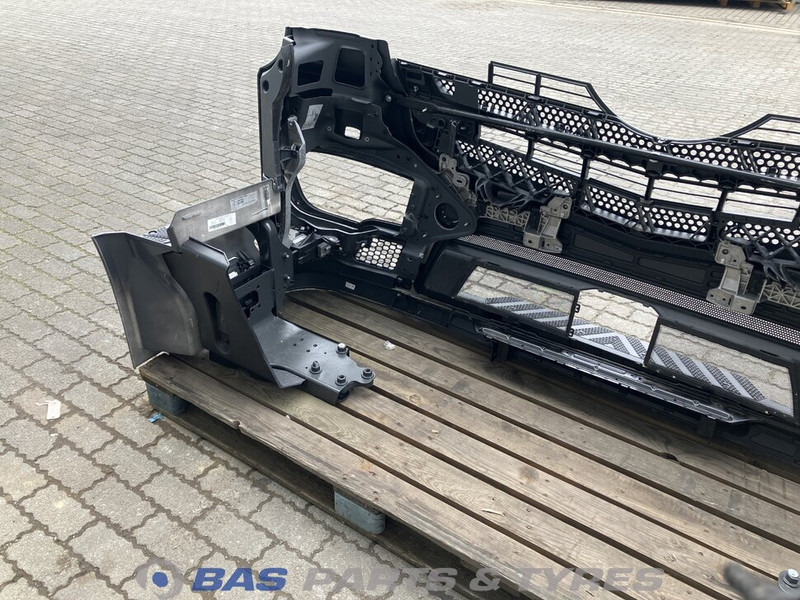 Mercedes-Benz Actros MP4 Bumper Mercedes A 960 880 16 90 - Bumper for Truck: picture 4 Mercedes-Benz Actros MP4 Bumper Mercedes A 960 880 16 90 - Bumper for Truck: picture 4