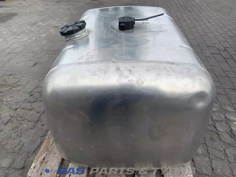 Mercedes-Benz Brandstoftank Mercedes 290 Liter A 960 470 00 04 - Fuel tank for Truck: picture 2 Mercedes-Benz Brandstoftank Mercedes 290 Liter A 960 470 00 04 - Fuel tank for Truck: picture 2