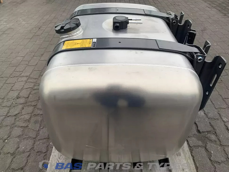 Mercedes-Benz Brandstoftank Mercedes 290 Liter A 960 470 00 04 - Fuel tank for Truck: picture 2 Mercedes-Benz Brandstoftank Mercedes 290 Liter A 960 470 00 04 - Fuel tank for Truck: picture 2