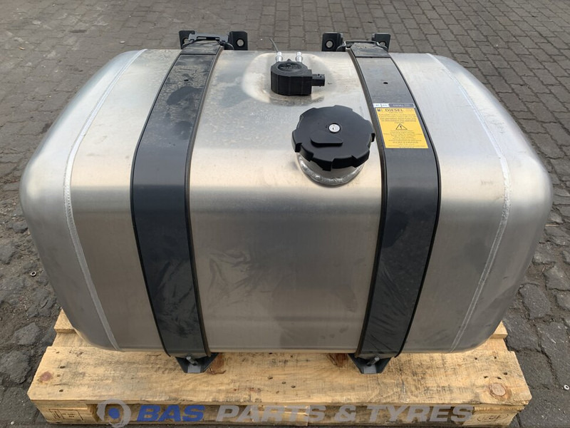 Mercedes-Benz Brandstoftank Mercedes 290 Liter A 960 470 00 04 - Fuel tank for Truck: picture 1 Mercedes-Benz Brandstoftank Mercedes 290 Liter A 960 470 00 04 - Fuel tank for Truck: picture 1