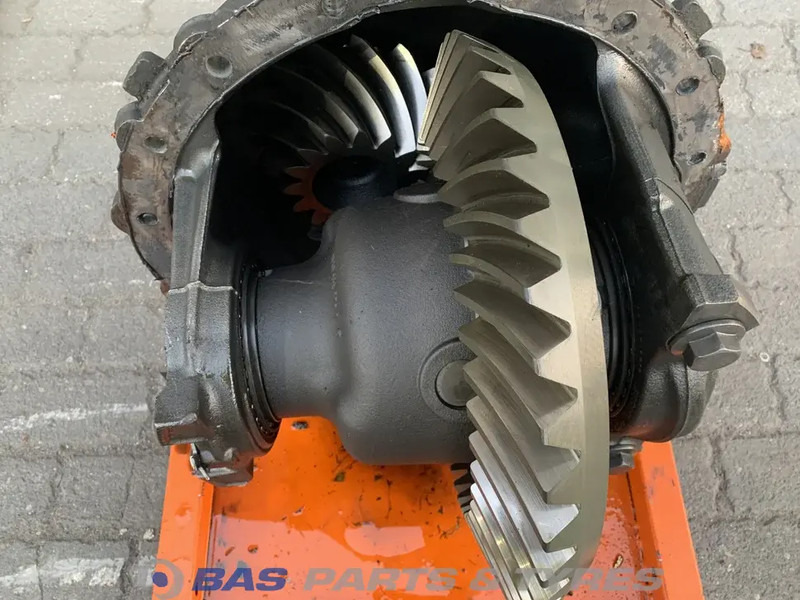 Mercedes-Benz Differentieel Mercedes R440-13A/C22.5 A 000 350 43 03 - Differential gear for Truck: picture 5 Mercedes-Benz Differentieel Mercedes R440-13A/C22.5 A 000 350 43 03 - Differential gear for Truck: picture 5