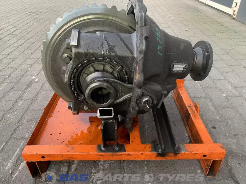 Mercedes-Benz Differentieel Mercedes R440-13A/C22.5 A 000 350 43 03 - Differential gear for Truck: picture 3 Mercedes-Benz Differentieel Mercedes R440-13A/C22.5 A 000 350 43 03 - Differential gear for Truck: picture 3