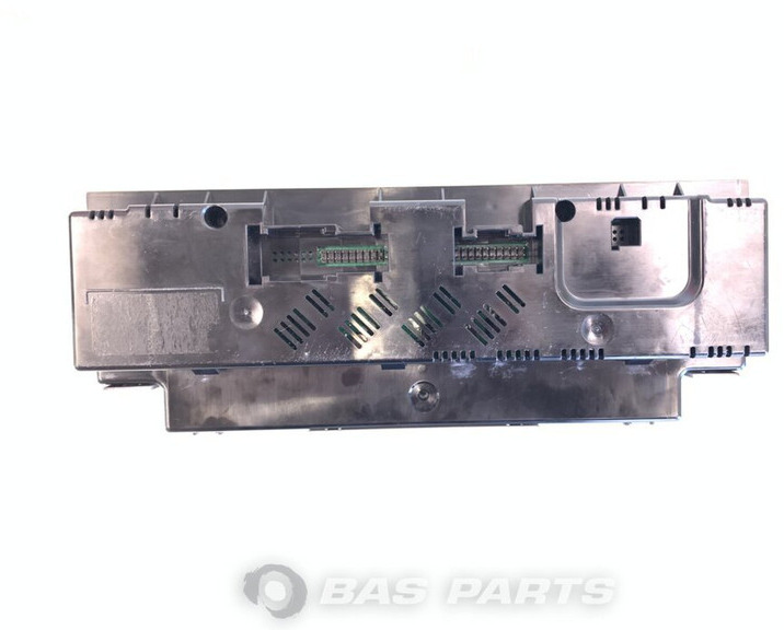 Mercedes-Benz - Dashboard for Truck: picture 2 Mercedes-Benz - Dashboard for Truck: picture 2