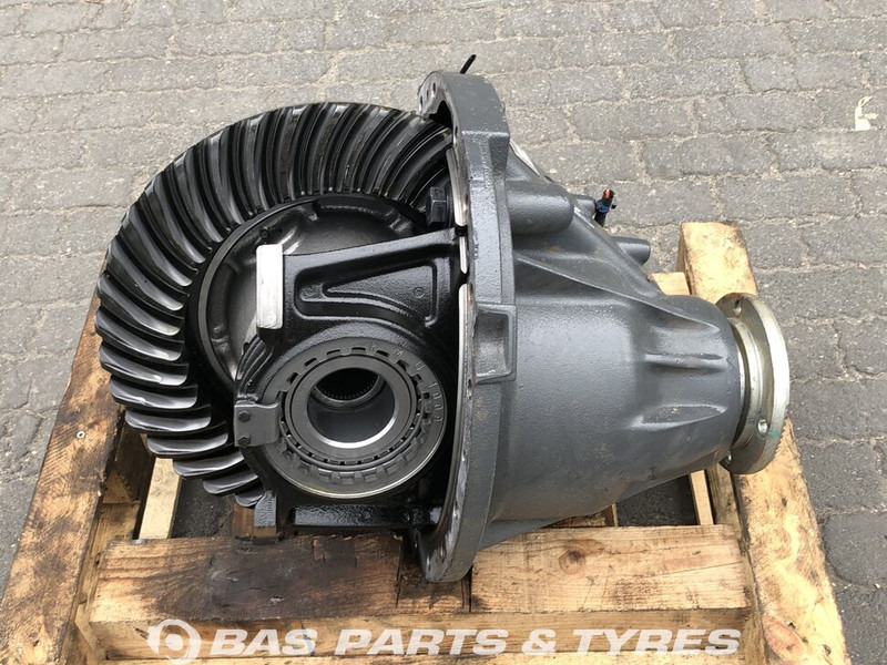 Meritor Differentieel Renault P13170-E RSS1344E - Differential gear for Truck: picture 3 Meritor Differentieel Renault P13170-E RSS1344E - Differential gear for Truck: picture 3