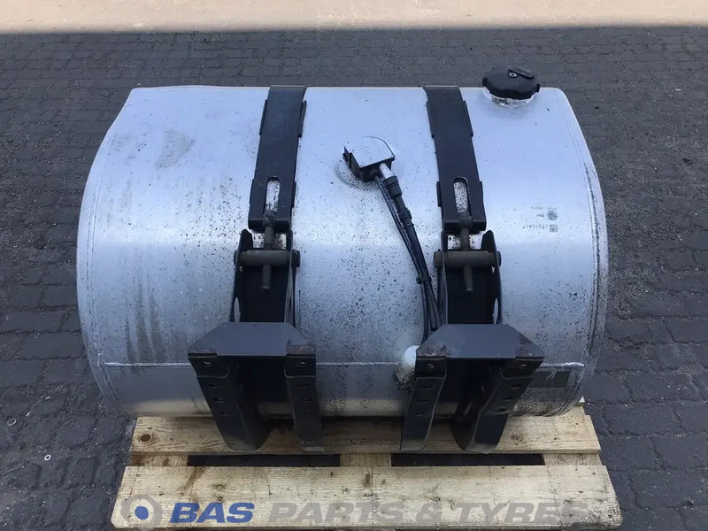 Renault Brandstoftank Renault 405 Liter G0000117 - Fuel tank for Truck: picture 3 Renault Brandstoftank Renault 405 Liter G0000117 - Fuel tank for Truck: picture 3