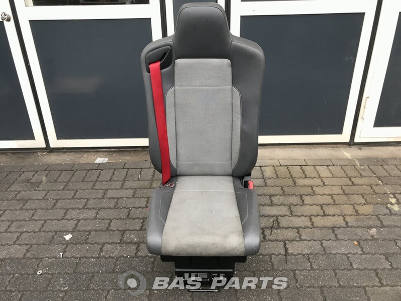 Renault T-Serie - Seat for Truck: picture 1 Renault T-Serie - Seat for Truck: picture 1