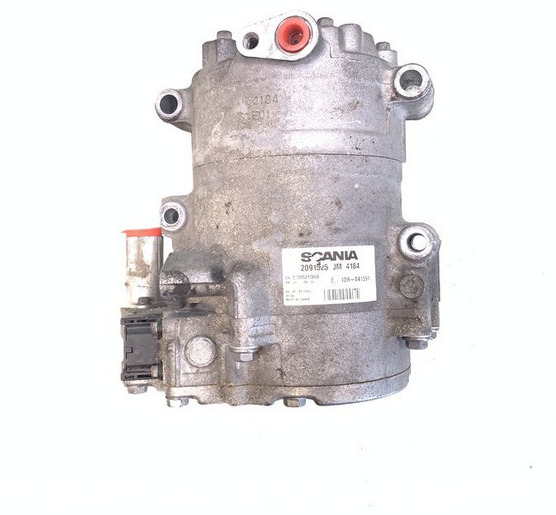 Scania Airco compressor Scania 2091525 - Engine and parts for Truck: picture 1 Scania Airco compressor Scania 2091525 - Engine and parts for Truck: picture 1