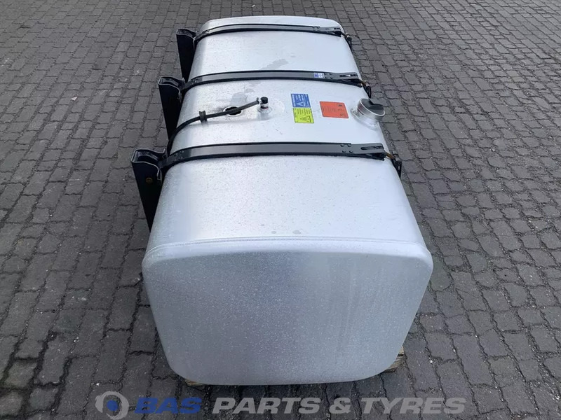 Scania Brandstoftank Scania 600 Liter 1871191 - Fuel tank for Truck: picture 4 Scania Brandstoftank Scania 600 Liter 1871191 - Fuel tank for Truck: picture 4