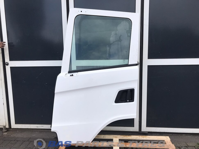 Scania G-Serie NextGen - Door and parts for Truck: picture 1 Scania G-Serie NextGen - Door and parts for Truck: picture 1