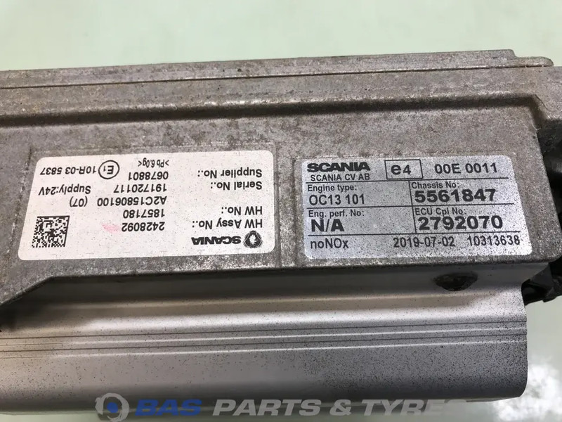 Scania Motormanagement ECU Scania 2792070 - ECU for Truck: picture 3 Scania Motormanagement ECU Scania 2792070 - ECU for Truck: picture 3