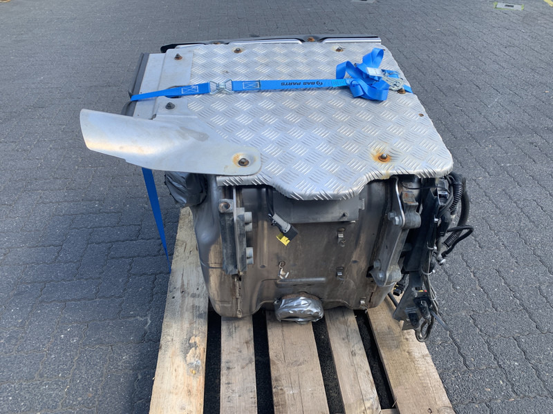 Scania  - Muffler/ Exhaust system for Truck: picture 3 Scania  - Muffler/ Exhaust system for Truck: picture 3