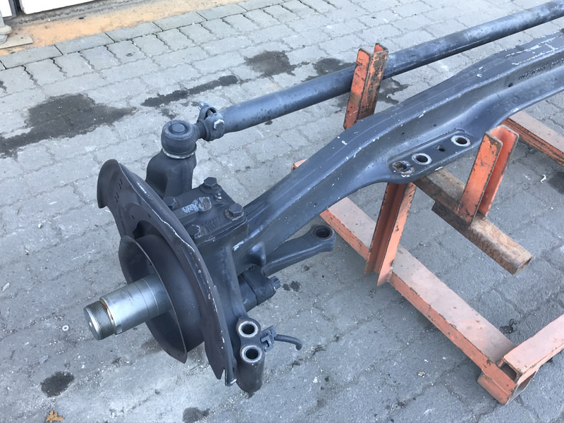 Scania  - Front axle for Truck: picture 3 Scania  - Front axle for Truck: picture 3