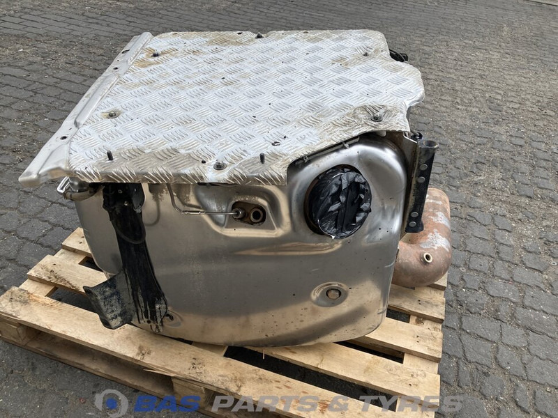 Scania - Muffler/ Exhaust system for Truck: picture 2 Scania - Muffler/ Exhaust system for Truck: picture 2