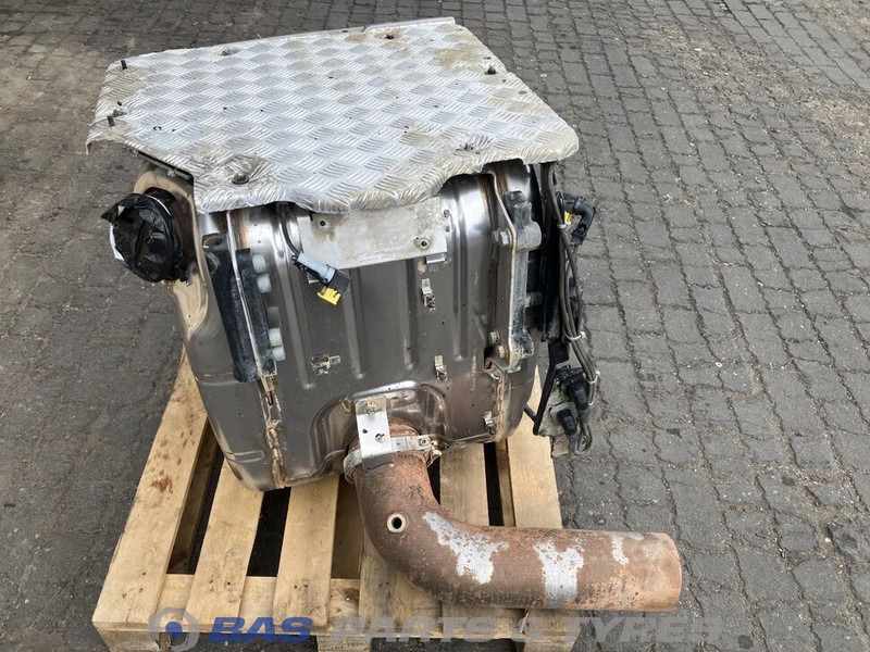 Scania - Muffler/ Exhaust system for Truck: picture 3 Scania - Muffler/ Exhaust system for Truck: picture 3