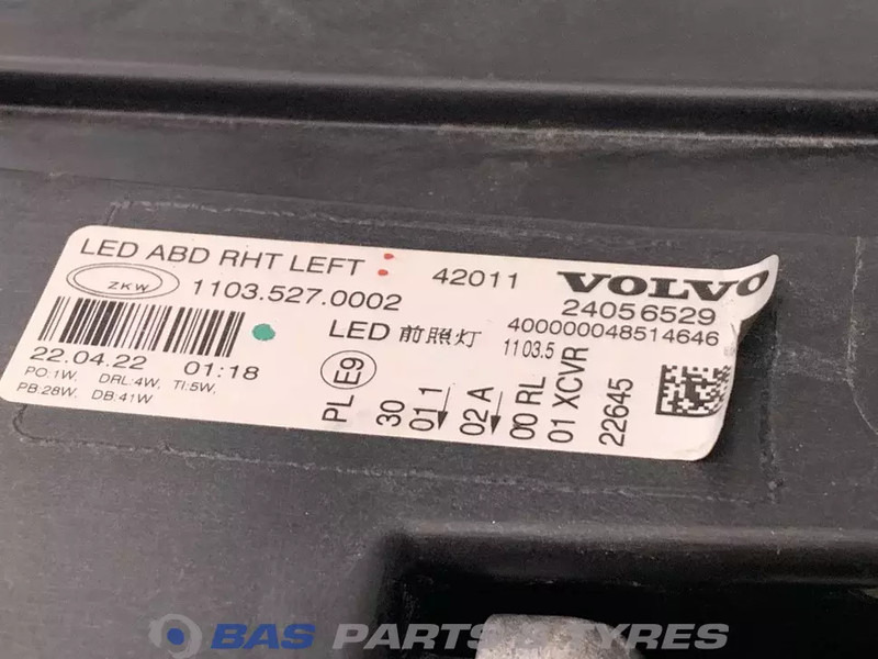 Volvo FH16 (FH5) Koplamp Links 22656781 - Headlight for Truck: picture 3 Volvo FH16 (FH5) Koplamp Links 22656781 - Headlight for Truck: picture 3