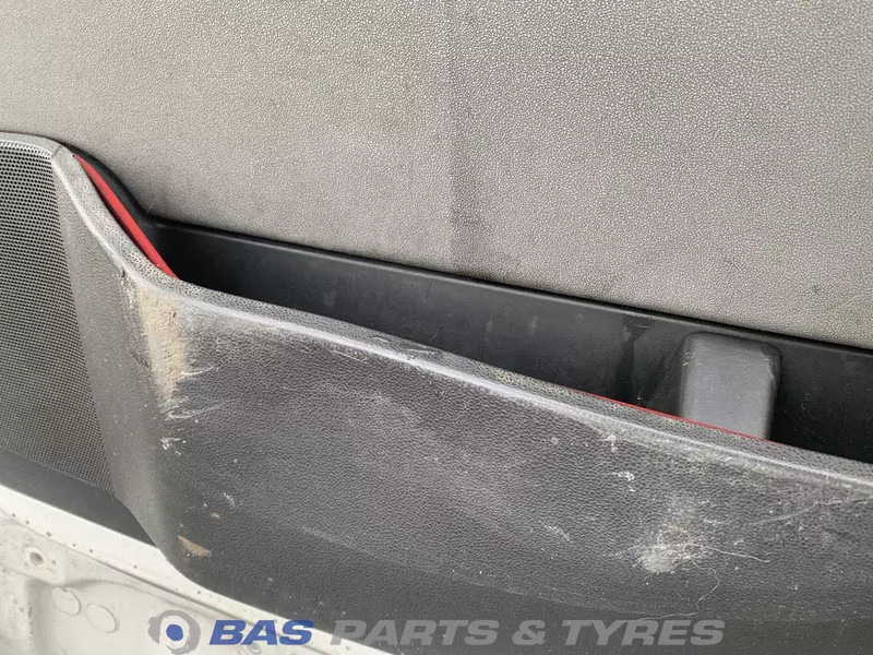 Volvo FH4 - Door and parts for Truck: picture 3 Volvo FH4 - Door and parts for Truck: picture 3