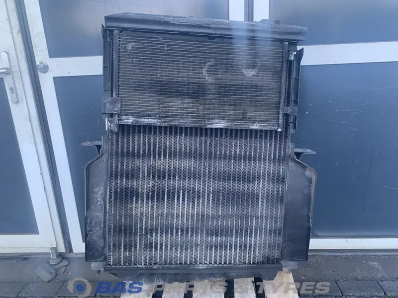Volvo FM2 - Radiator for Truck: picture 2 Volvo FM2 - Radiator for Truck: picture 2
