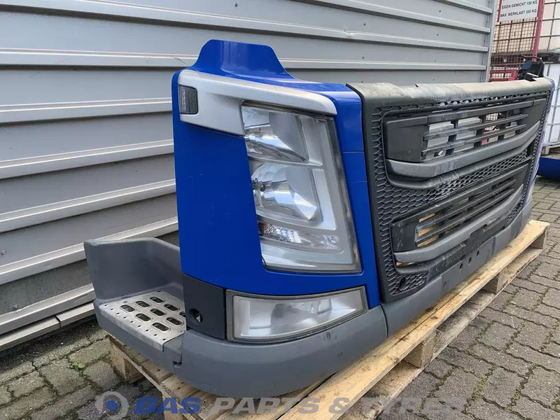 Volvo FM4 - Bumper for Truck: picture 3 Volvo FM4 - Bumper for Truck: picture 3