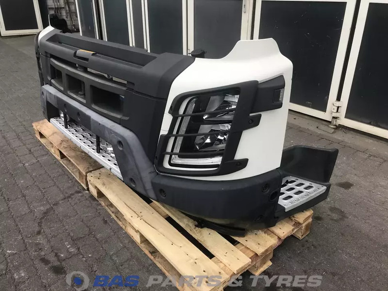 Volvo FMX Euro 6 - Bumper for Truck: picture 2 Volvo FMX Euro 6 - Bumper for Truck: picture 2