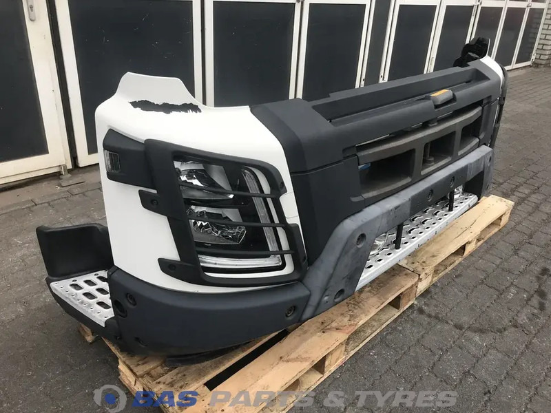 Volvo FMX Euro 6 - Bumper for Truck: picture 3 Volvo FMX Euro 6 - Bumper for Truck: picture 3