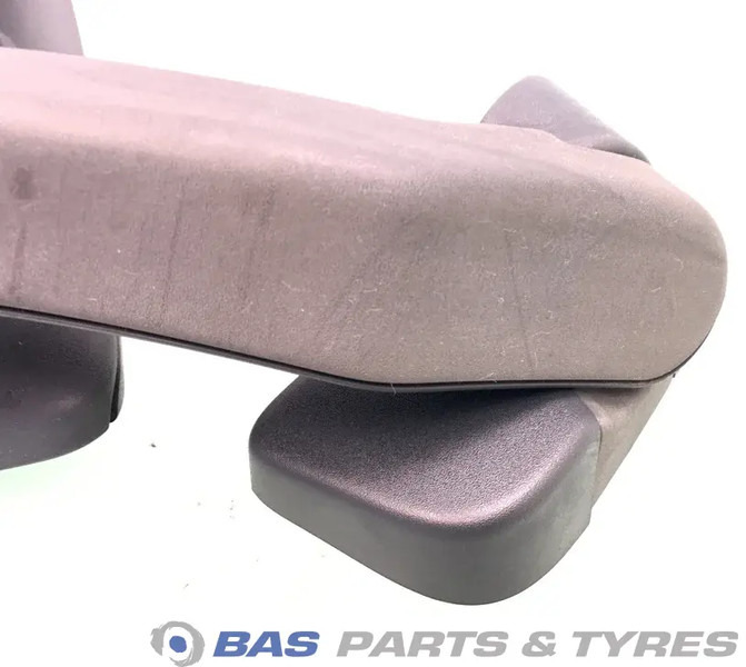 Volvo Spiegel Volvo 21765178 - Rear view mirror for Truck: picture 4 Volvo Spiegel Volvo 21765178 - Rear view mirror for Truck: picture 4