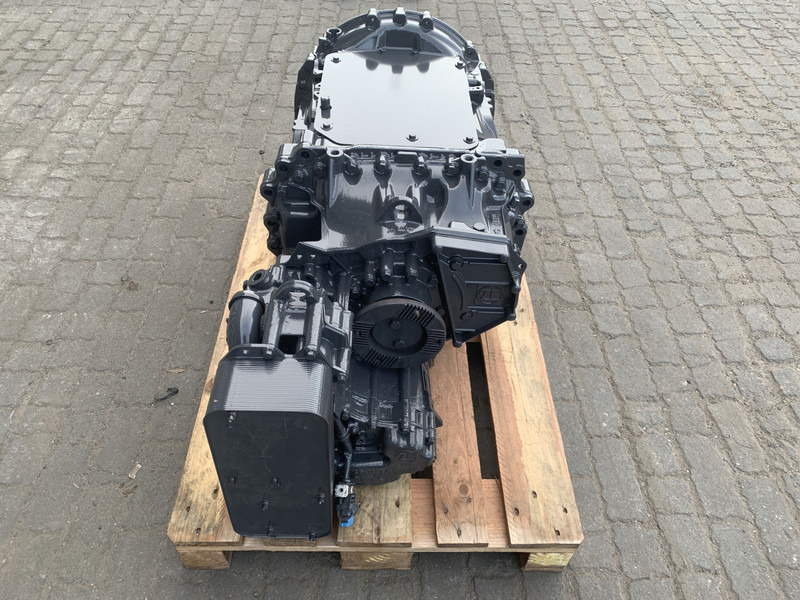 ZF XF106 DAF 12TX2211 TD TraXon Versnellingsbak 2021010R - Gearbox for Truck: picture 2 ZF XF106 DAF 12TX2211 TD TraXon Versnellingsbak 2021010R - Gearbox for Truck: picture 2