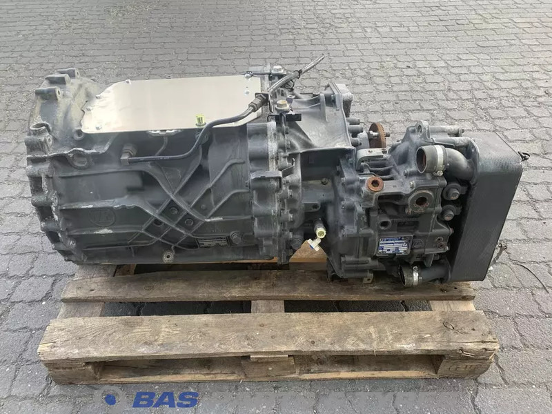 ZF XF106 - Gearbox for Truck: picture 1 ZF XF106 - Gearbox for Truck: picture 1