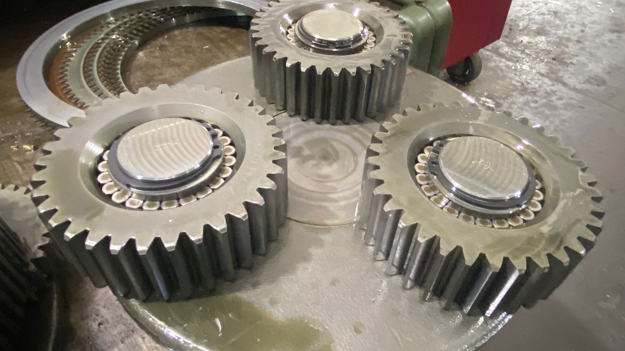 Final drive for Construction machinery MANDO FINAL FAT450/044 LIEBHERR R954B: picture 6