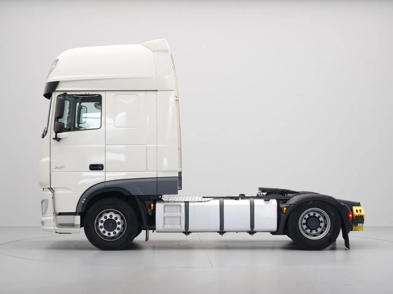 DAF XF 480 FT Super Space Cab, 2x Tanks - Tractor unit: picture 3 DAF XF 480 FT Super Space Cab, 2x Tanks - Tractor unit: picture 3