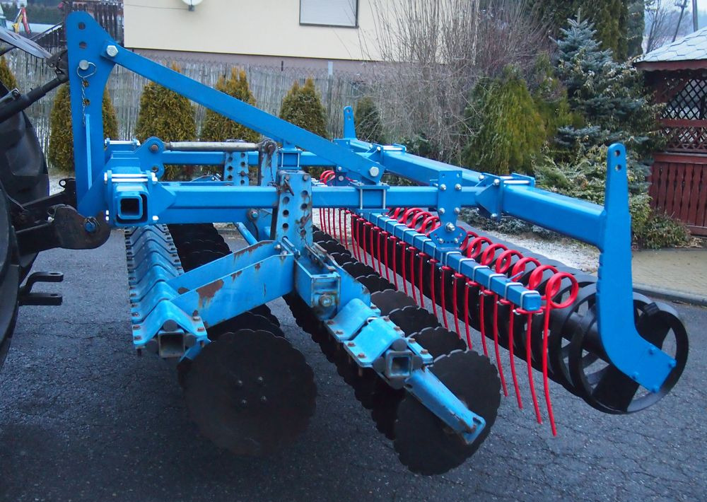 Brona talerzowa Rabe Werk RABE WERK Fielo biro 3000 2006 Brona talerzowa RABE - Disc harrow: picture 4 Brona talerzowa Rabe Werk RABE WERK Fielo biro 3000 2006 Brona talerzowa RABE - Disc harrow: picture 4