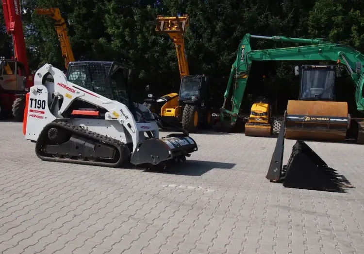 Miniładowarka Bobcat T190 2012 - Skid steer loader: picture 3 Miniładowarka Bobcat T190 2012 - Skid steer loader: picture 3