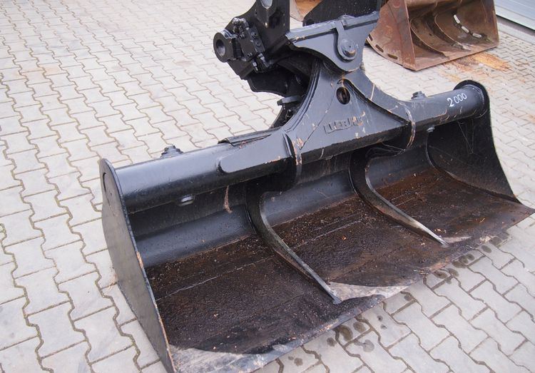 Excavator bucket Wyposażenie Liebherr Liebherr 2m  Łyżka skarpowa (skarpówka) hydrauliczna: picture 6