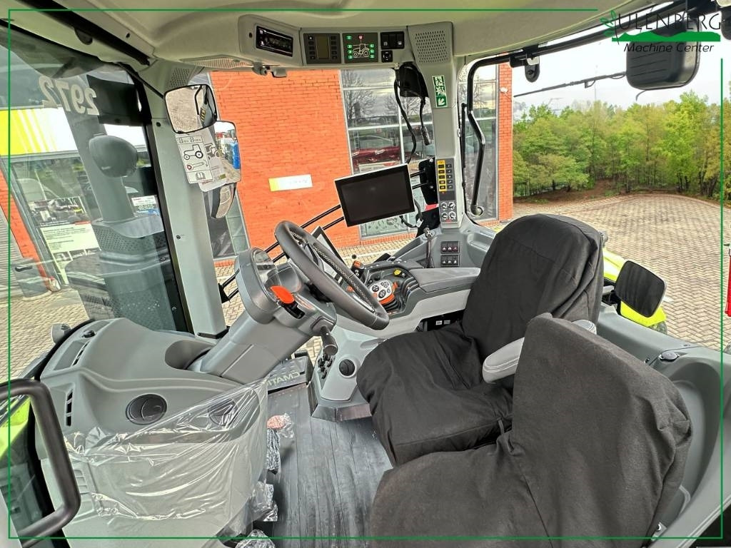 New Farm tractor Claas Axion 930 Cmatic: picture 14