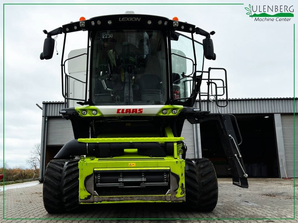 Claas LEXION 7600 TT NAPĘD 4 WD - Combine harvester: picture 5 Claas LEXION 7600 TT NAPĘD 4 WD - Combine harvester: picture 5