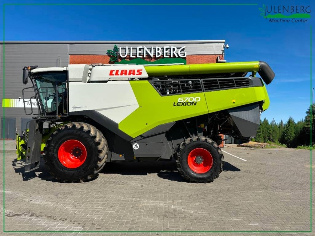 Claas Lexion 6700 - Combine harvester: picture 2 Claas Lexion 6700 - Combine harvester: picture 2