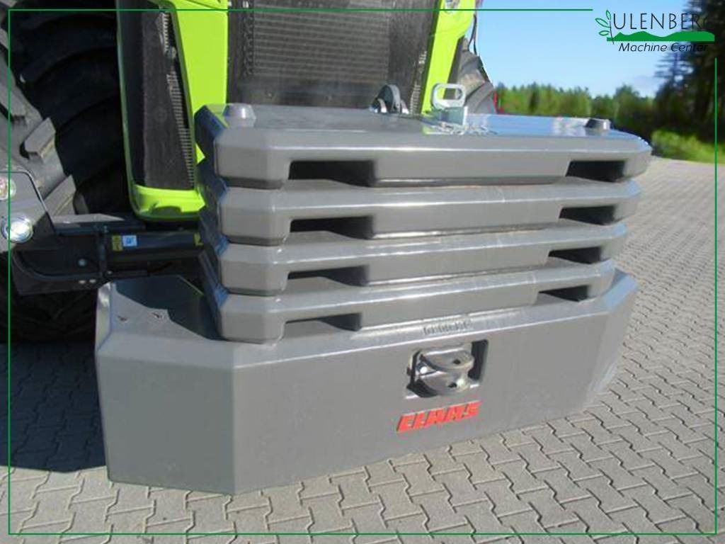 Farm tractor Claas Xerion 5000 Trac: picture 12