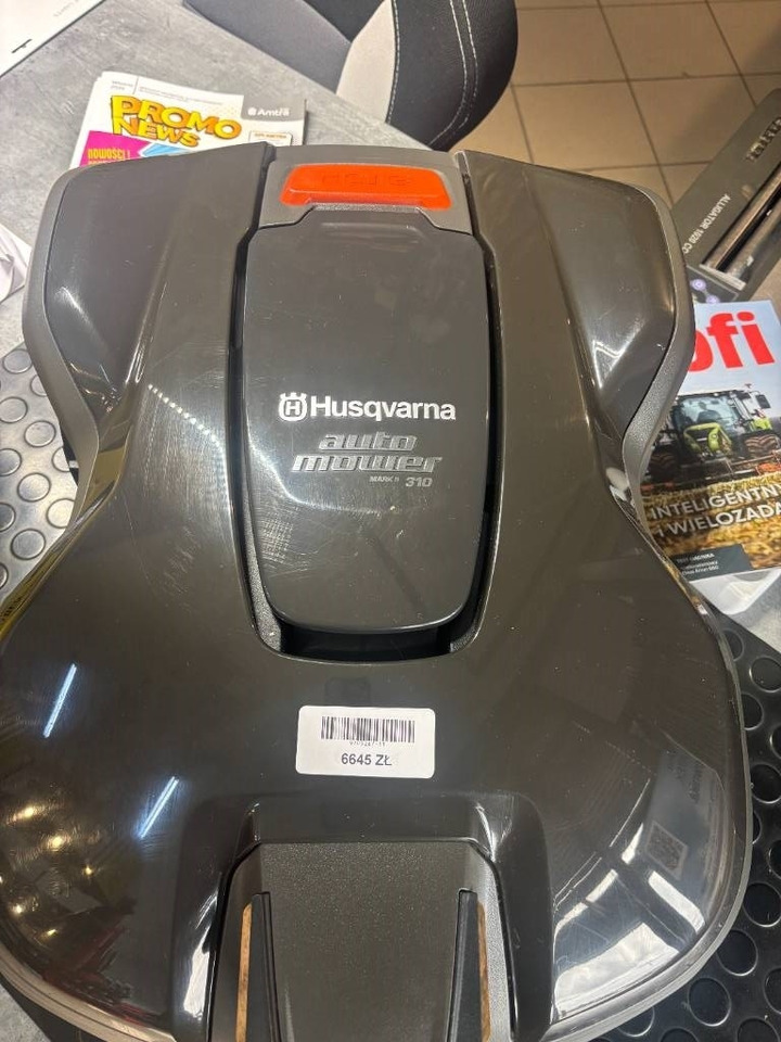 Husqvarna Automower 310 - Garden mower: picture 3 Husqvarna Automower 310 - Garden mower: picture 3