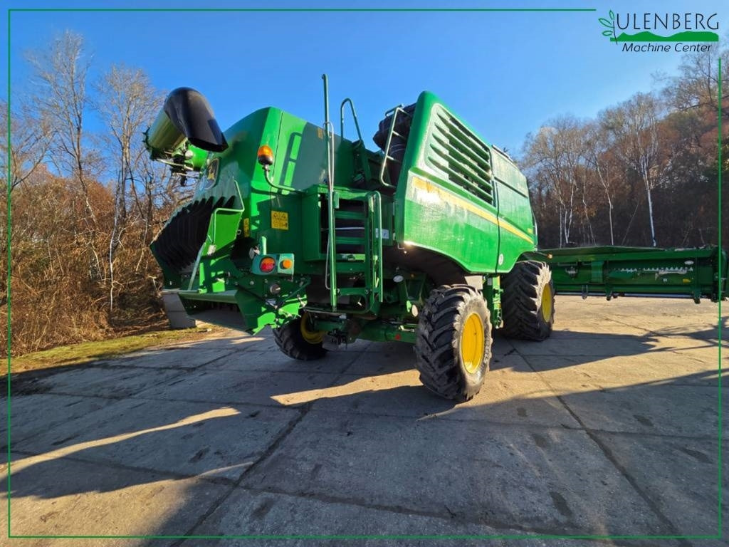 John Deere T 670 i - Combine harvester: picture 3 John Deere T 670 i - Combine harvester: picture 3