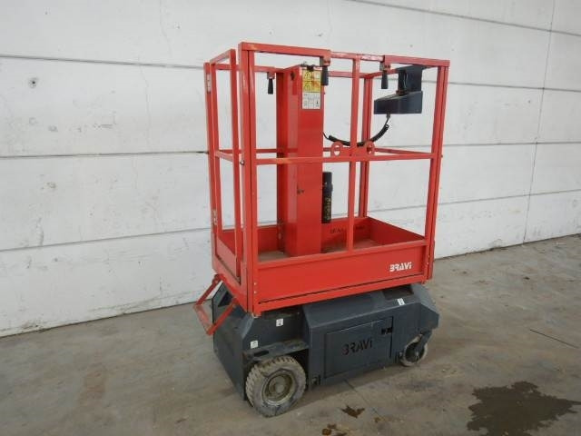 Bravi Lui Mini HD  - Vertical mast lift: picture 2 Bravi Lui Mini HD  - Vertical mast lift: picture 2