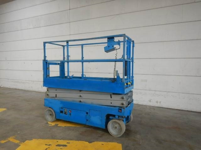 Genie GS2032 - Scissor lift: picture 2 Genie GS2032 - Scissor lift: picture 2