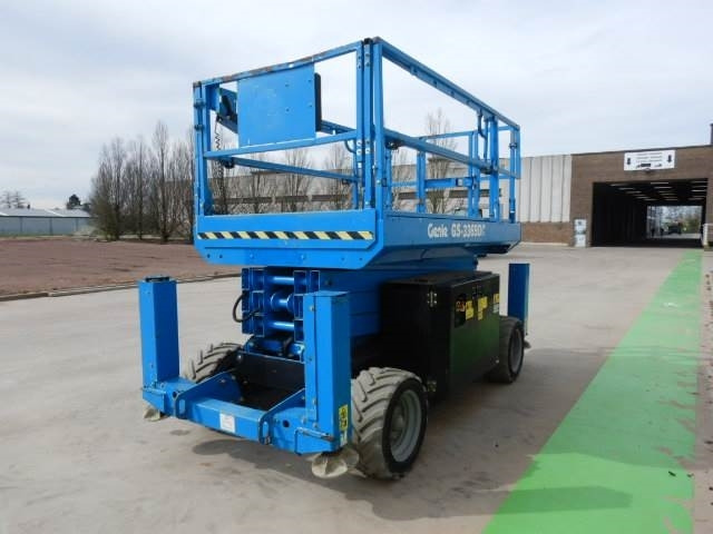 Genie GS3369DC - Scissor lift: picture 4 Genie GS3369DC - Scissor lift: picture 4