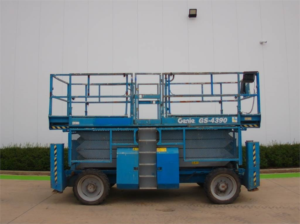 Genie GS4390RT - Scissor lift: picture 1 Genie GS4390RT - Scissor lift: picture 1