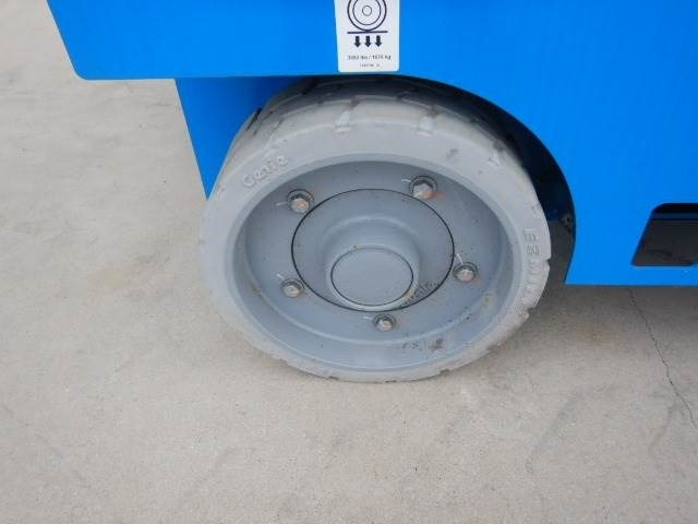 Scissor lift Genie GS4655: picture 14