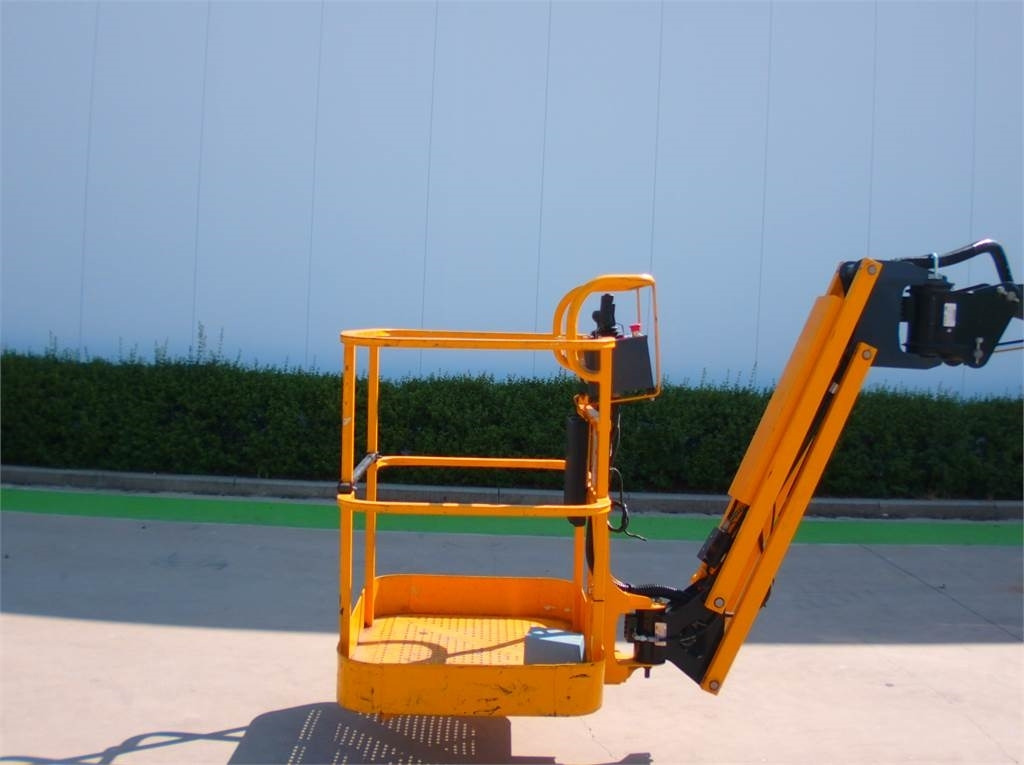 Articulated boom Haulotte HA12CJ+: picture 11